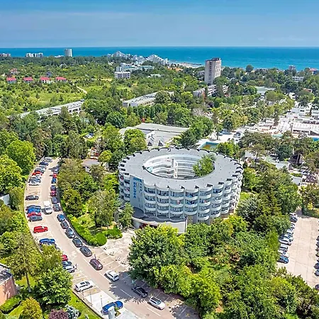 Raluca Hotel